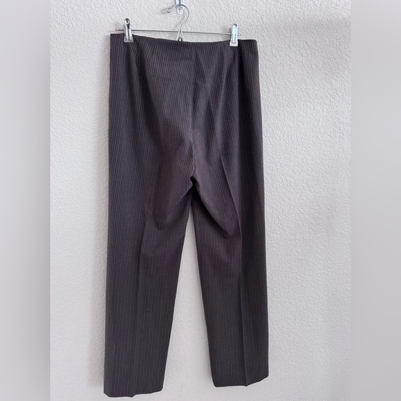 Barneys New York Classic Brown Pinstripe Women’s Suit Approximate Size 8 No Tag - Picture 9 of 16
